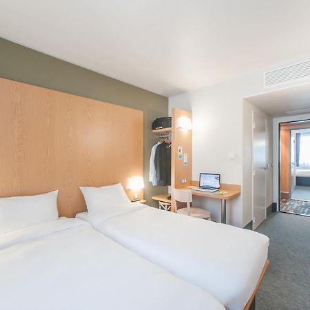 B&B Hotel Clermont-Ferrand Nord รีอง ภายนอก รูปภาพ